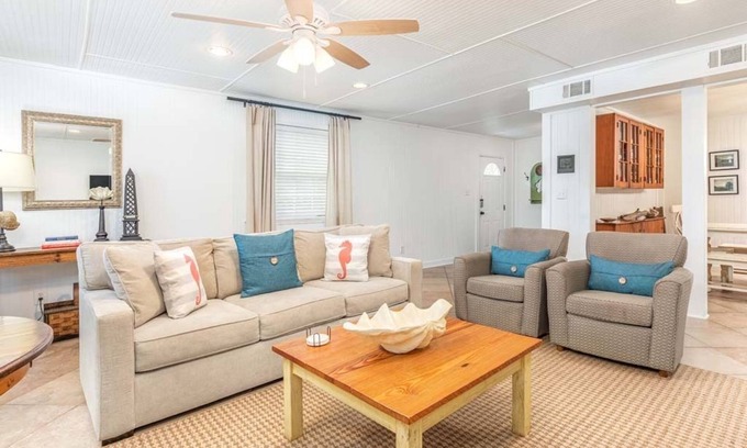 Savannah Beach Condo | 1930's Cottage Apt, South End 2 Blocks to Beach