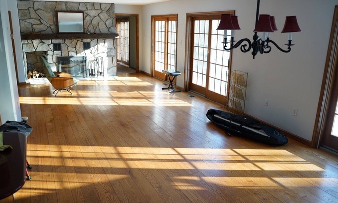 Stanfordville House | 1990s Cape Cod in Upstate NY