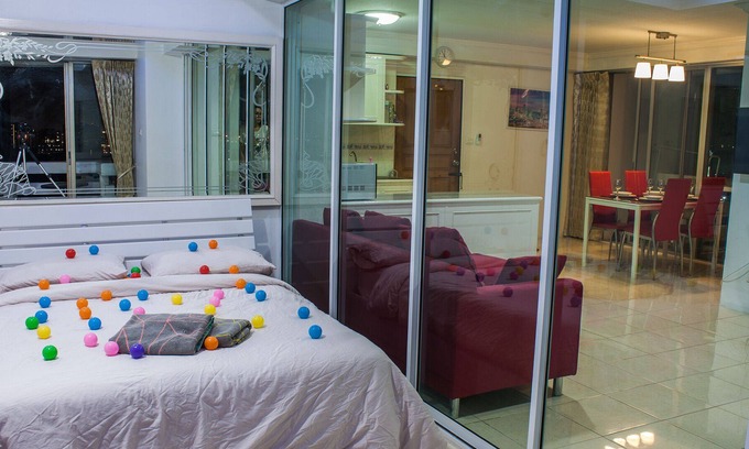 Bang Na Apartment | 19th floor, studio apartment, fast WiFi