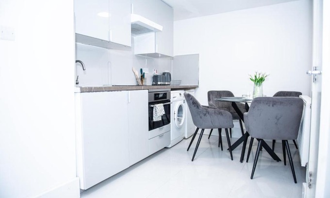 Kensal Green Apartment | 1B Apartment, 30 mins to Oxford Street