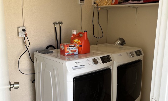 Temple City House | 1B1B Guest House W/Full Kitchen Great Location Monthly Rental Only