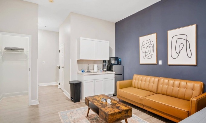 Grand Bay Apartment | 1bd at Oak + Fountain! - #16
