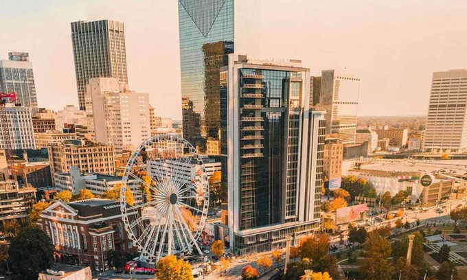 Castleberry Hill Resort | 1BD Deluxe/Atlanta Margaritaville - Downtown w/Rooftop Pool and Pool Bar!