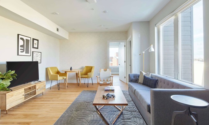 Fishtown Apartment | 1BR Philly's Bright Cozy Retreat