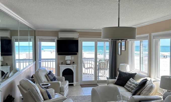 Myrtle Beach Condo | 1st Fl Direct Oceanfront-Stunning Panoramic View-FREE Linens,WiFi,Shore Dr.