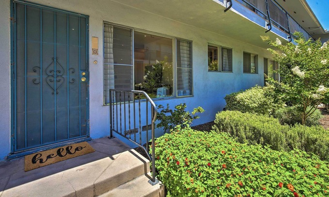 Willmore Condo | 1st-Floor Long Beach Condo: Walk to Eateries