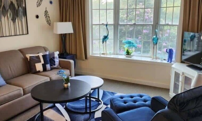 Hancock Apartment | 1st Floor Mountain View Suite Ski On/Off At Jiminy- Fully Redone Decor