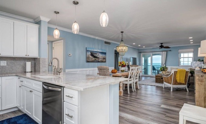 Belleair Beach Condo | 1st time offered for rent. Class A Condo - newly renovated on Belleair Beach, FL