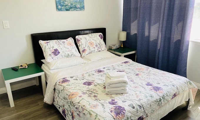 Bassett House | 2-8 people/3 bedrooms/2bathrooms/comfortable mattress