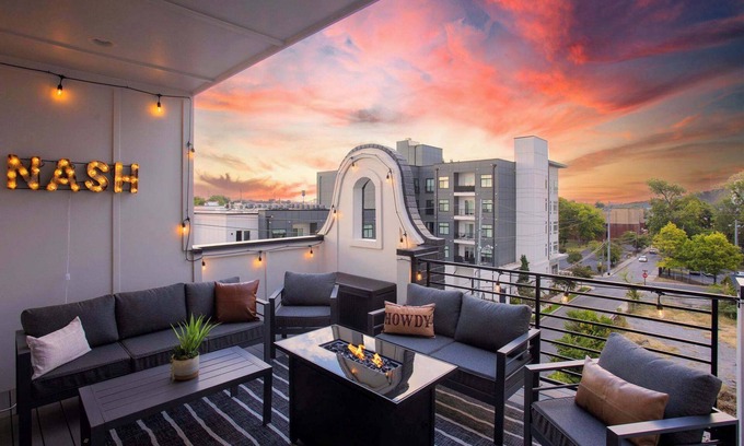 Buena Vista House | 2 Adjacent Luxury Homes|Rooftop Decks + Game Rooms