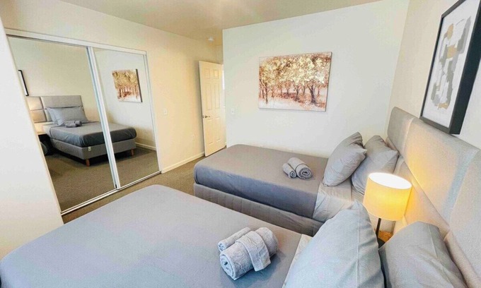 Reno House | 2 Bd, 2.5 Baths, Sleeps 5/A8