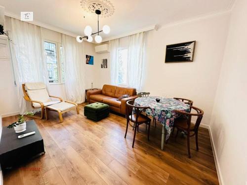 Lozenets Apartment | 2 BDR Park Center Lozenets Comfort Suite Hadjis