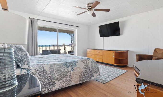 Ocean City Apartment | 2 Bed/1 Bath on the Boardwalk by the Inlet