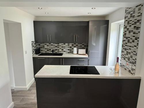Ormskirk Apartment | 2 Bed Apartment Scarisbrick Street Ormskirk - Rooms by Vici