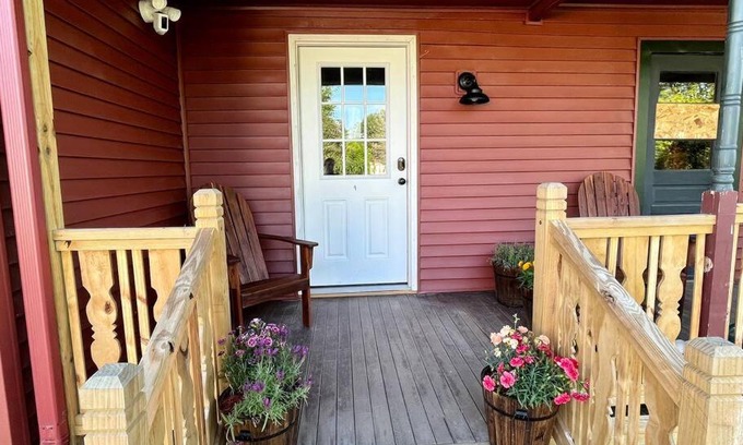 Stephentown Apartment | 2 Bed Berkshire Getaway @ Stephentown Hotel