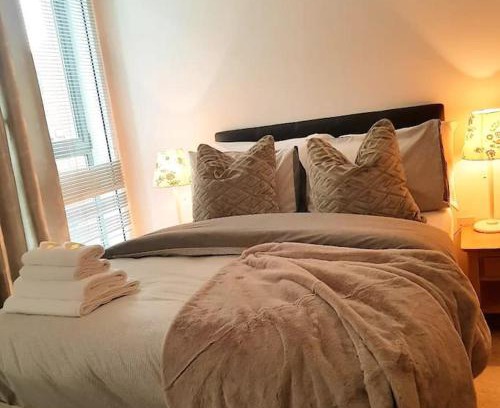 Leeds City Center Apartment | 2 bed flat in Leeds City Centre