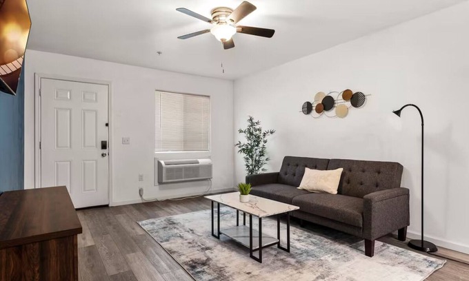Reno/Tahoe Airport Apartment | 2 Bed Getaway with Free Parking & Modern Comforts