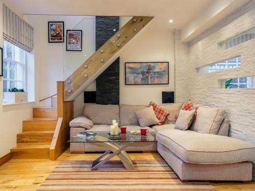 Battle House | 2 Bed in Battle 77491