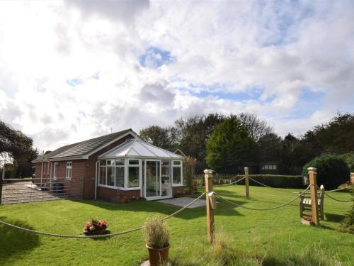 Sewerby Apartment | 2 Bed in Bridlington 77607