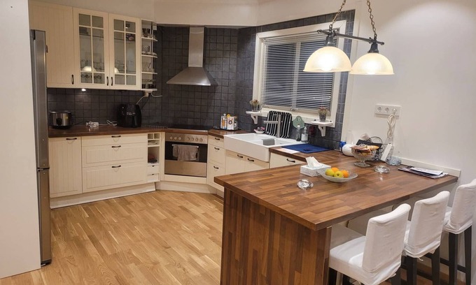 Orebro House | 2 bed room Quite and central house in Orebro