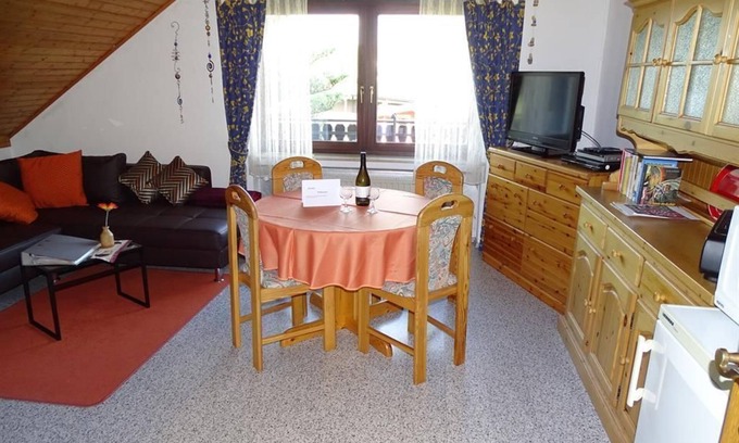 Wierschem Apartment | 2-bed vacation apartment - Maifeld - Ferienwohnungen Weber-Mans