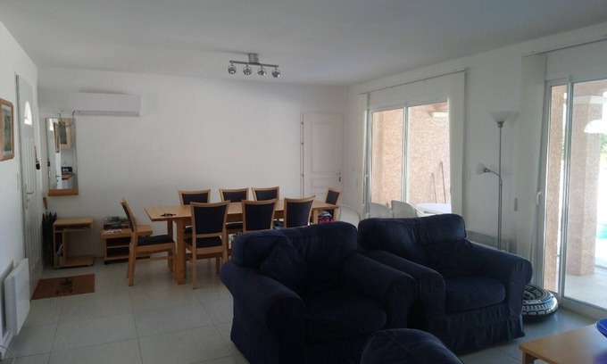 Peret Villa | 2-Bed Villa in Peret, south of Clermont Le Herault