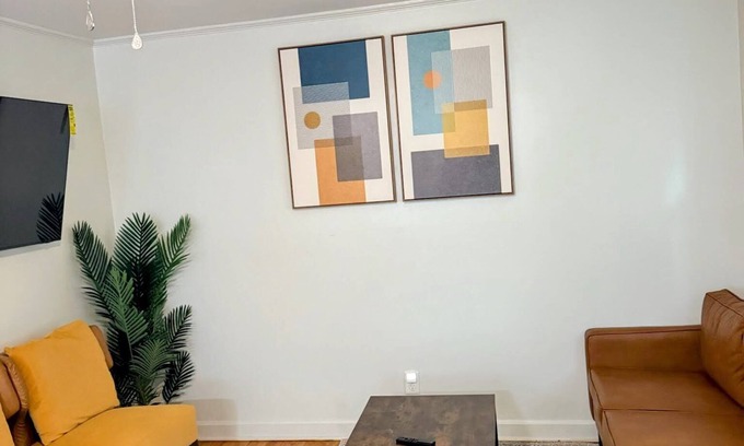 Durham Apartment | 2 Bed Walk to Duke! SuperHost - B