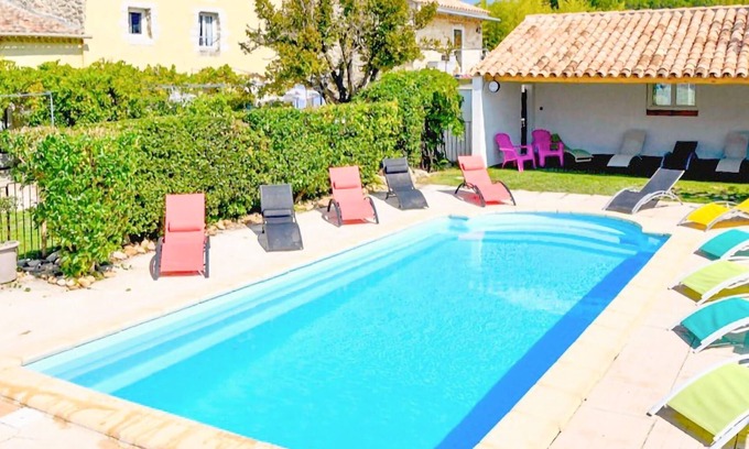 Saint-Paul-Trois-Chateaux House | 2 bedroom accommodation in St-Paul-trois-Châteaux