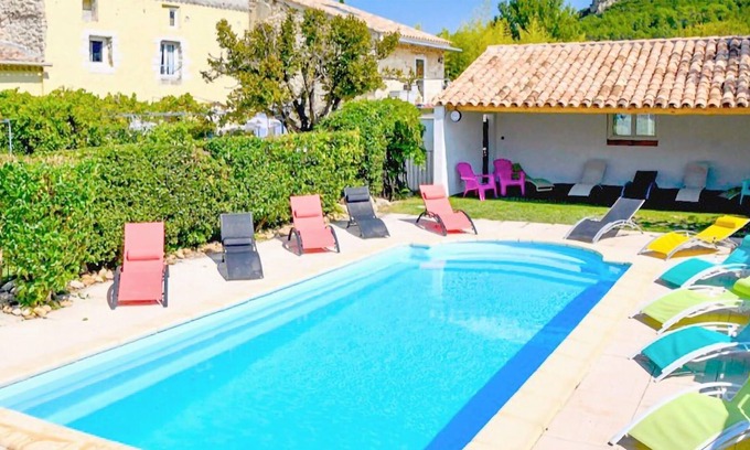 Saint-Paul-Trois-Chateaux House | 2 bedroom accommodation in St Paul Trois Châteaux