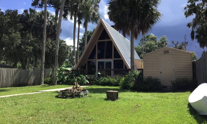 Fort McCoy House | 2-bedroom A-frame house in beautiful oasis, Fort McCoy.