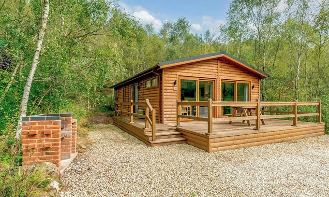 Freehay Ski Chalet | 2 bedroom accommodation in Freehay, Cheadle