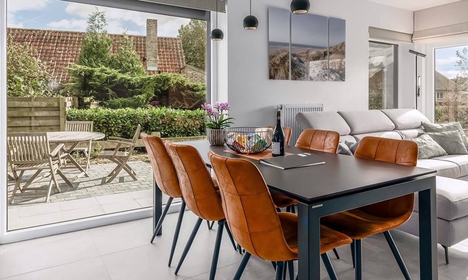 Witte Burg Villa | 2 bedroom accommodation in Oostduinkerke