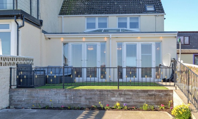 Stranraer Cottage | 2 bedroom accommodation in Stranraer
