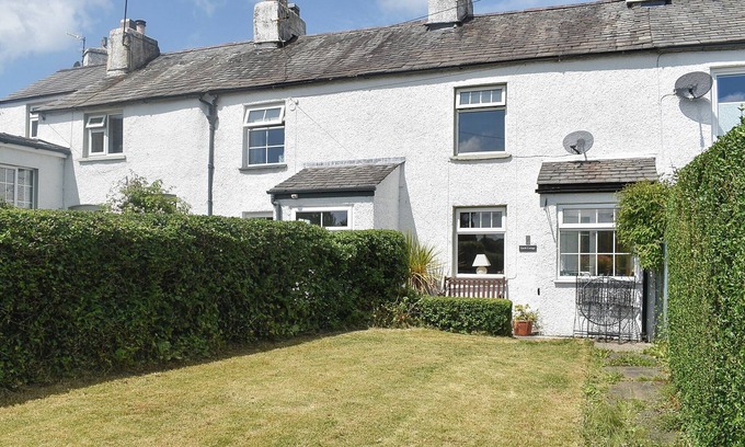 Lowick Cottage | 2 bedroom accommodation in Lowick Green, Near Coniston
