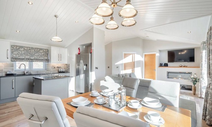 Dumfries Ski Chalet | 2 bedroom accommodation in Dumfries, Dumfries & Galloway