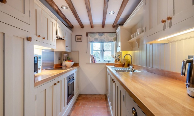 Aldborough Cottage | 2 bedroom accommodation in Wickmere