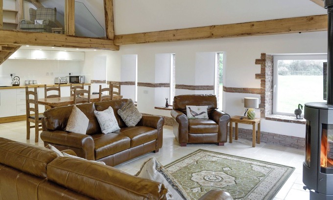 Brayford Cottage | 2 bedroom accommodation in Heasley Mill, near South Molton