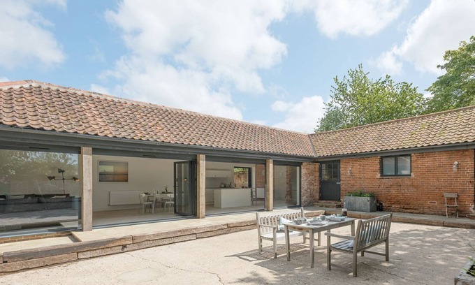 Foxley Cottage | 2 bedroom accommodation in Reepham