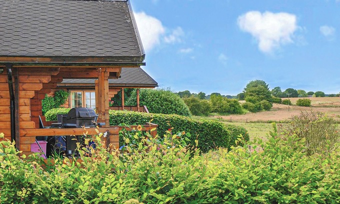 Ryther Ski Chalet | 2 bedroom accommodation in Stillingfleet, York