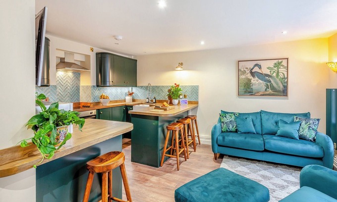 Bath Cottage | 2 bedroom accommodation in Bath