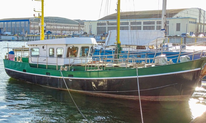 Wismar Boat Rental | 2 bedroom amazing ship in Wismar