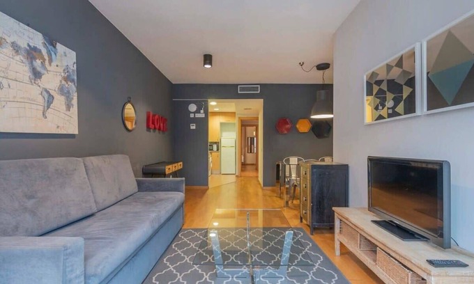 La Nova Esquerra de l'Eixample Apartment | 2 bedroom apart with balcony in Eixample