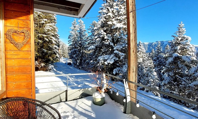 Chamrousse Apartment | 2 bedroom apartment - Ski locker and free parking - 3* FURNITURE