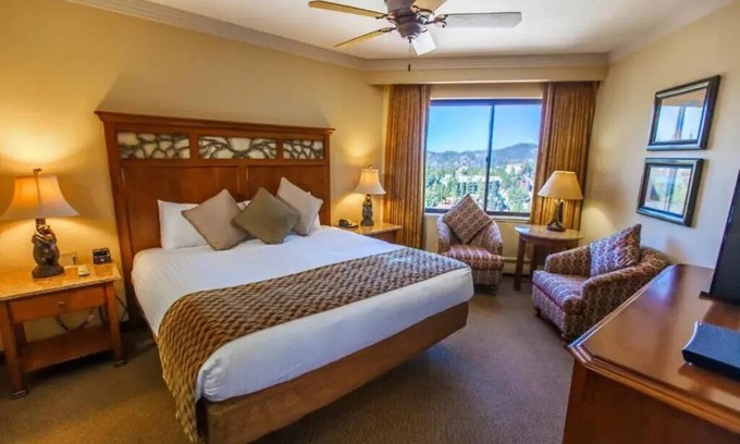 Tahoe Village Apartment | 2 bedroom apartment in The Ridge at lake Tahoe/available from Jul 19 -26/