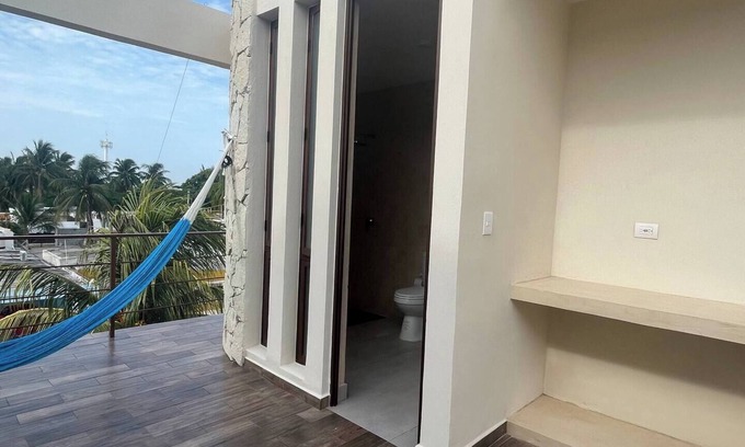 Puerto Yucalpeten Apartment | 2-bedroom apartment in delightful Chelem with AC and rooftop beach view and pool