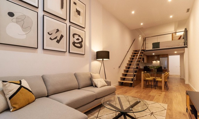 Ciudad Jardin Apartment | 2 bedroom apartment in Mantuano for Sharing Co.