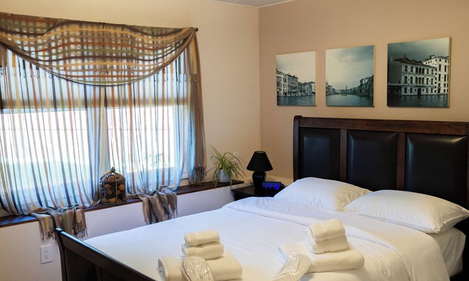 Woburn Apartment | 2-bedroom apartment just 19 minutes from Harvard University