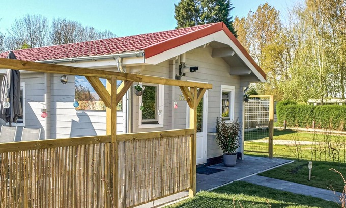 Heinkenszand House | 2 bedroom awesome home in Heinkenszand
