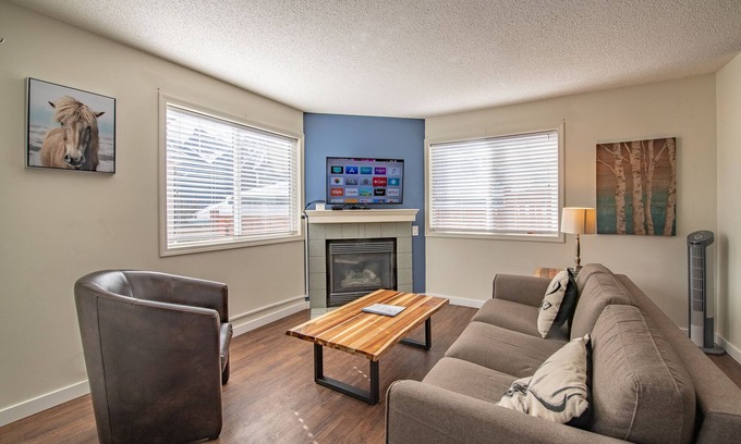Harvie Heights Condo | 2 Bedroom/Bathroom Lodge in Rockies/Fireplace/Hot Tub/BBQ