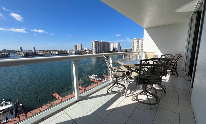 Eastern Shores Condo | 2-bedroom condo in sunny Sunny Isles Beach, 1/2 a mile from the beach
